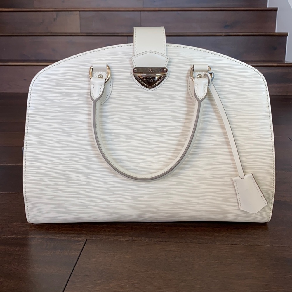 Louis Vuitton Epi Leather Pont-Neuf Bag - White